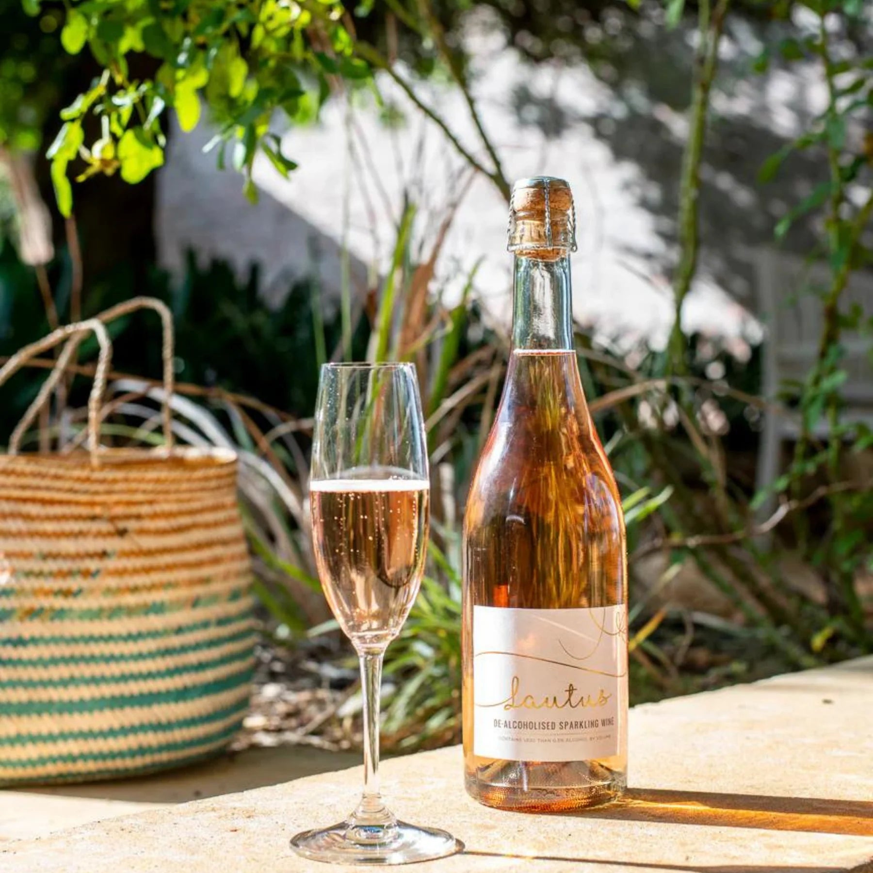 Lautus NA Sparkling Rosé 750mL