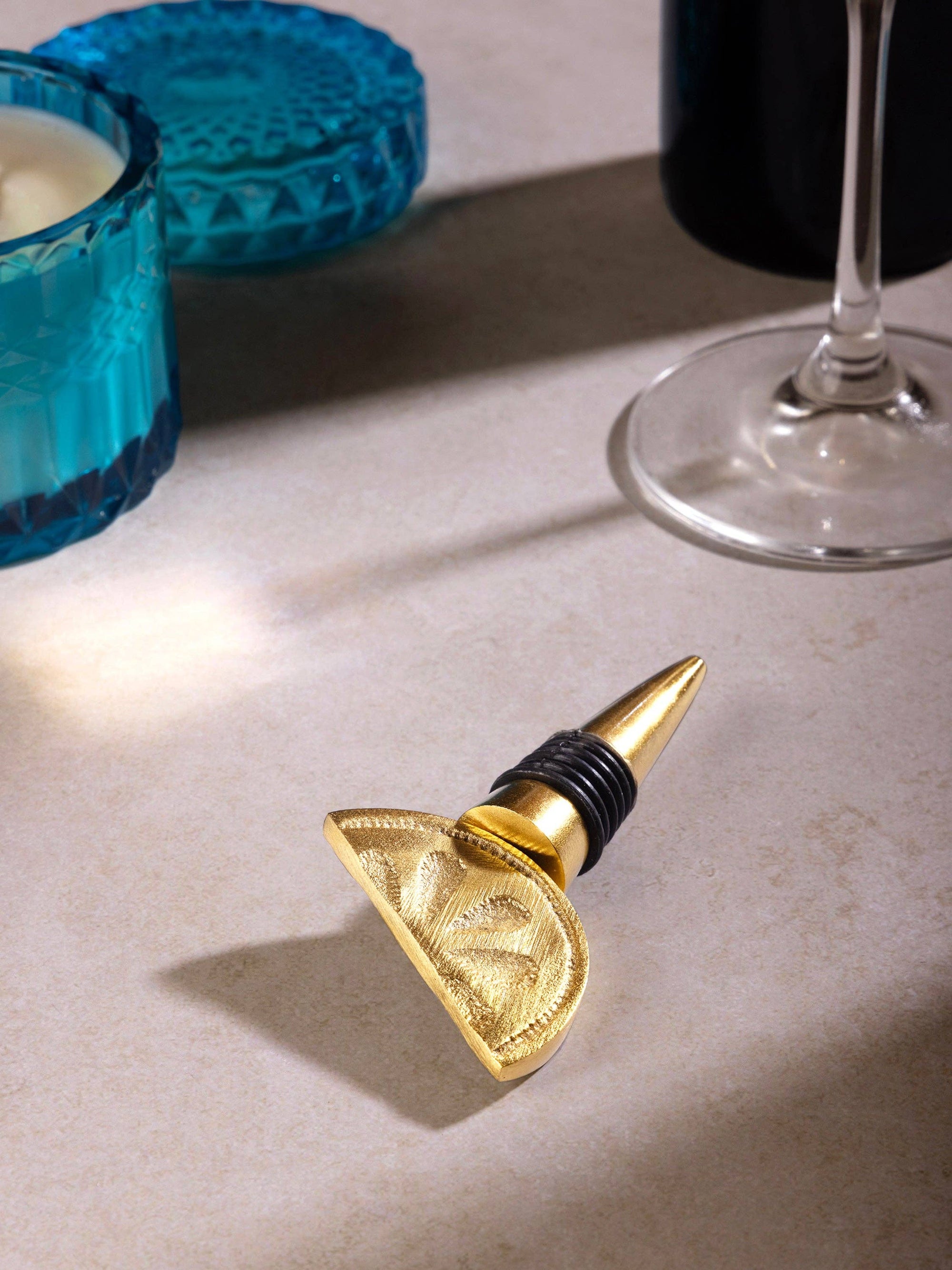 GAURI KOHLI - Trellis Wine Bottle Stopper - 4.5" x 2"