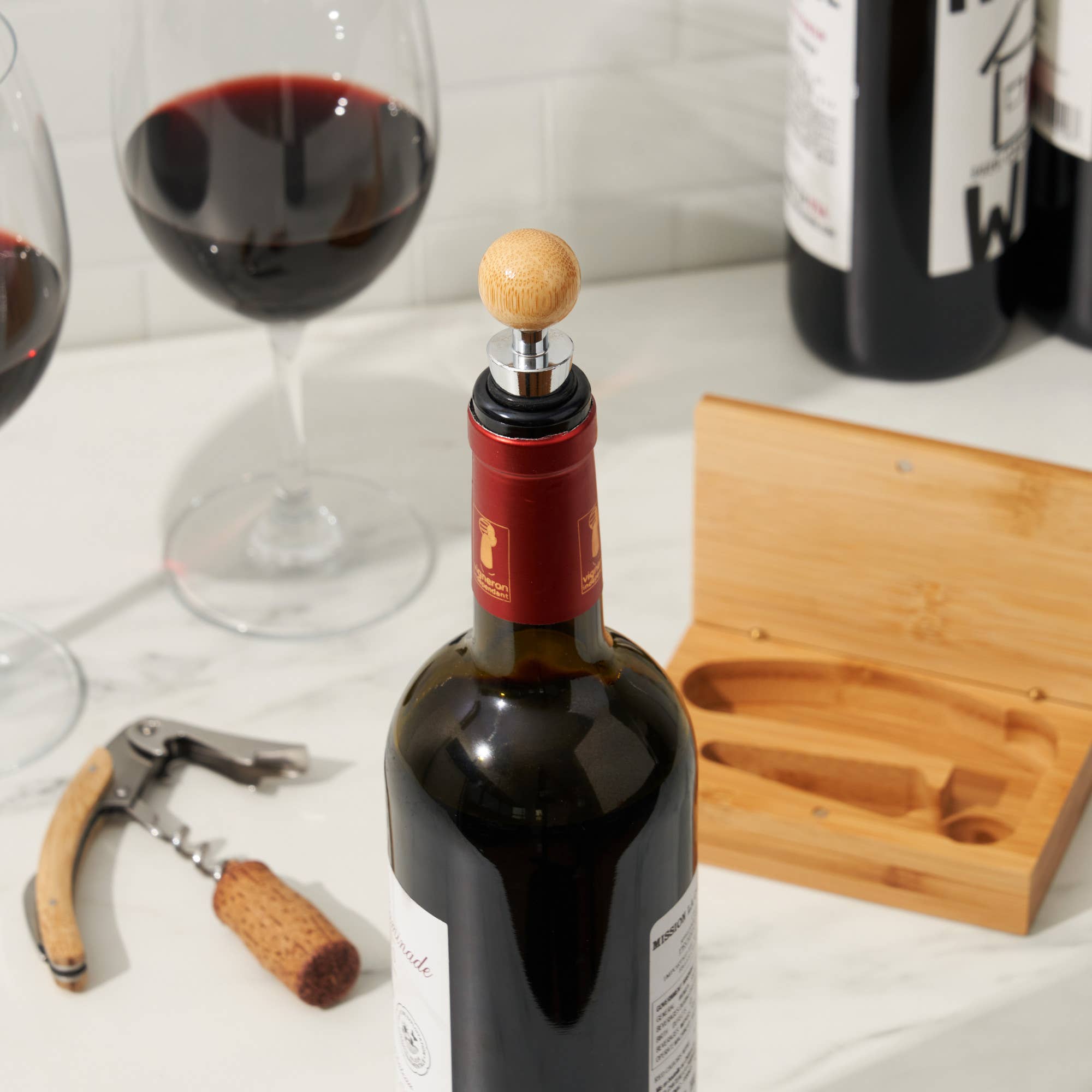 TRUE - Keepsake Bamboo Wine Accessory Set w/ Storage Box - Set of