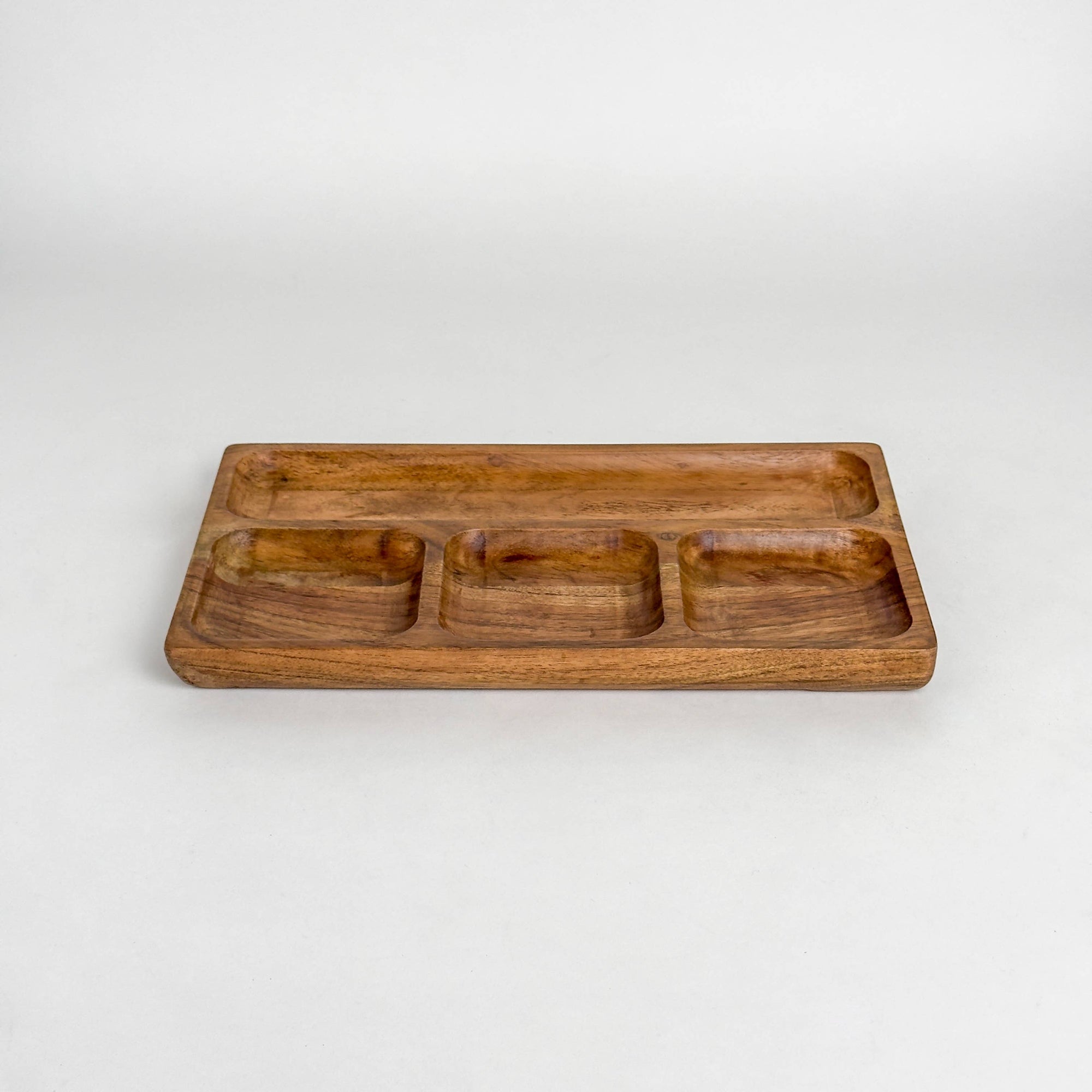 India Handicrafts Inc - Rustic Wood 4-Section Rectangle Tray