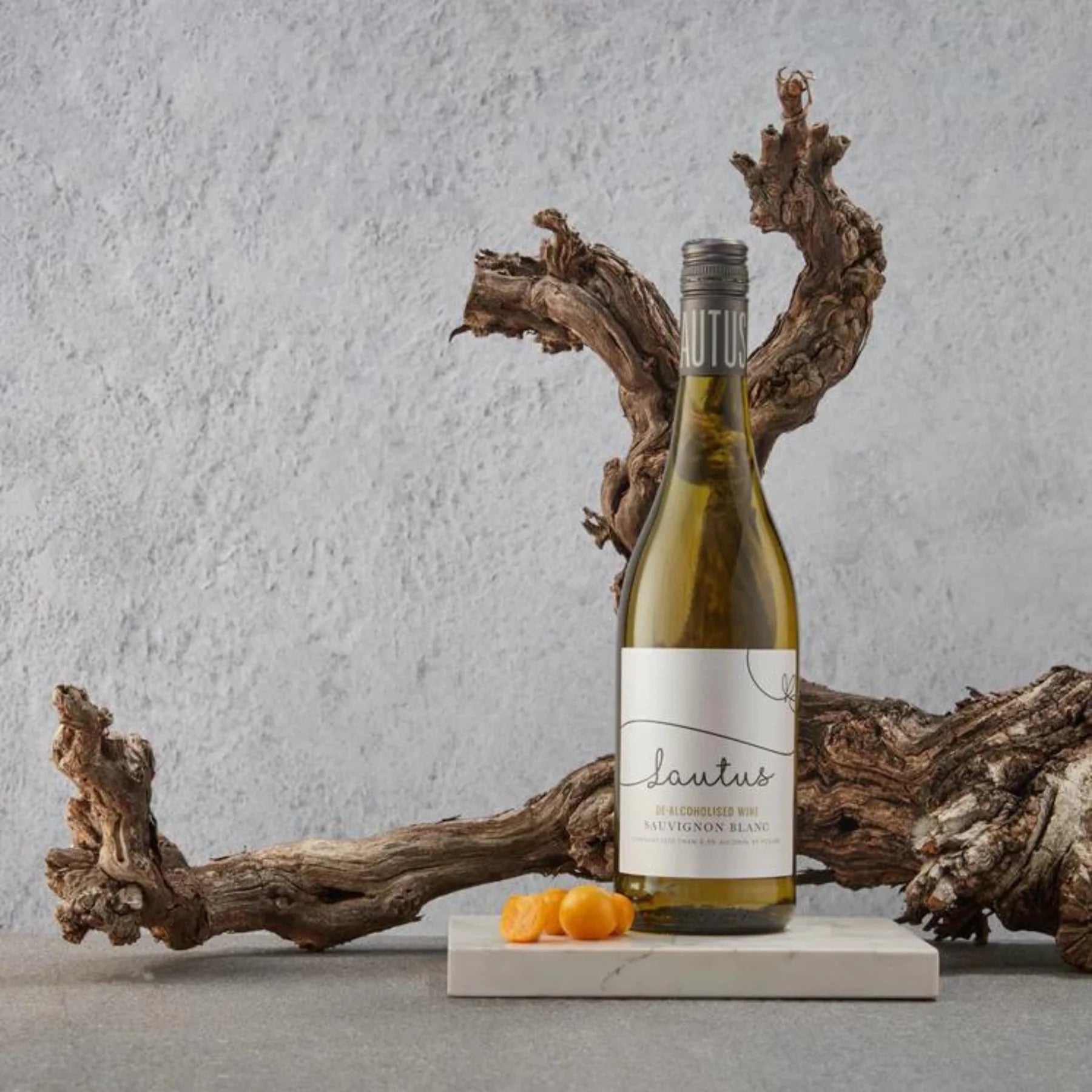 Lautus NA Sauvignon Blanc 750mL