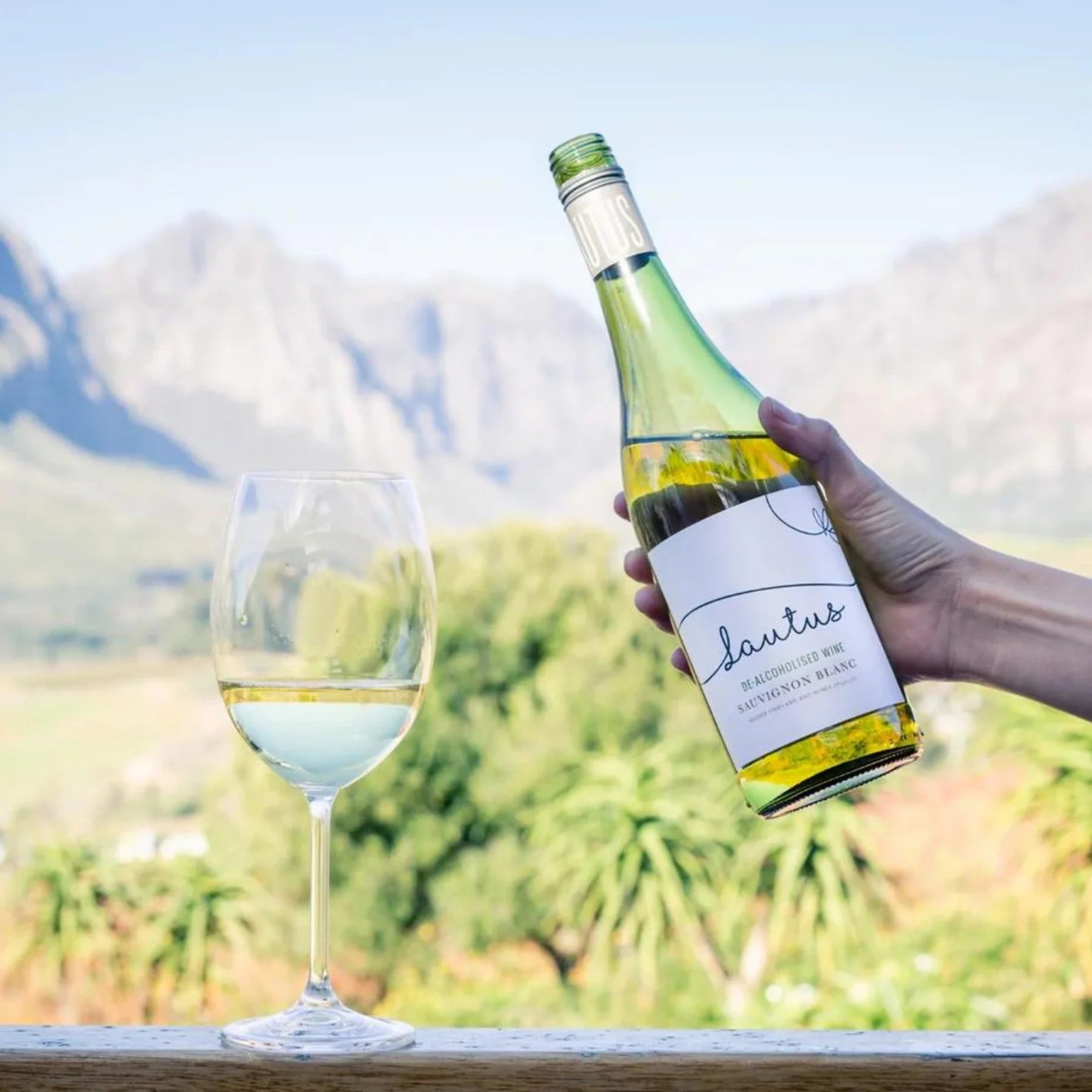 Lautus NA Sauvignon Blanc 750mL