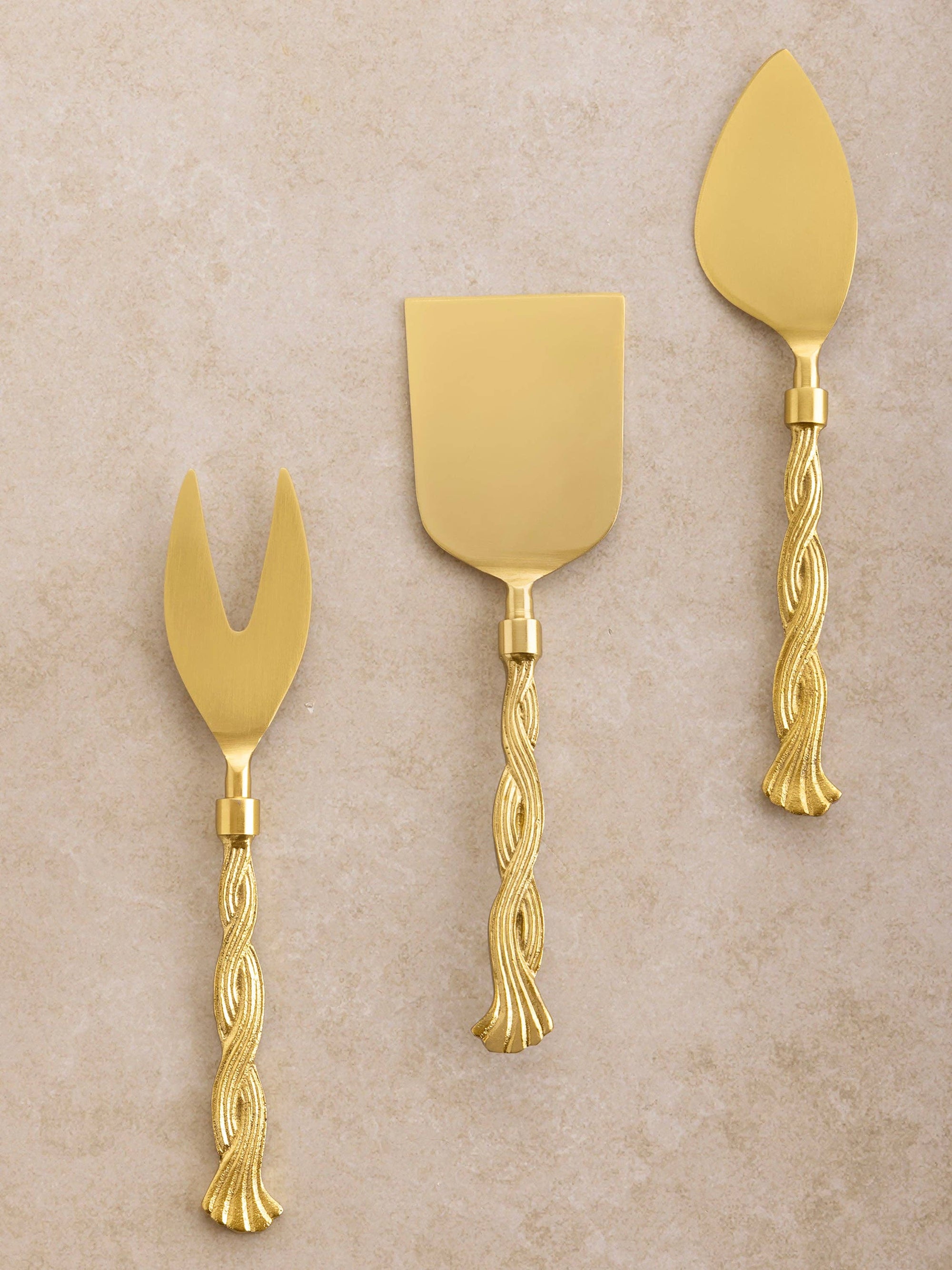 Santiago Cheese Knives, Set of 3 by GAURI KOHLI