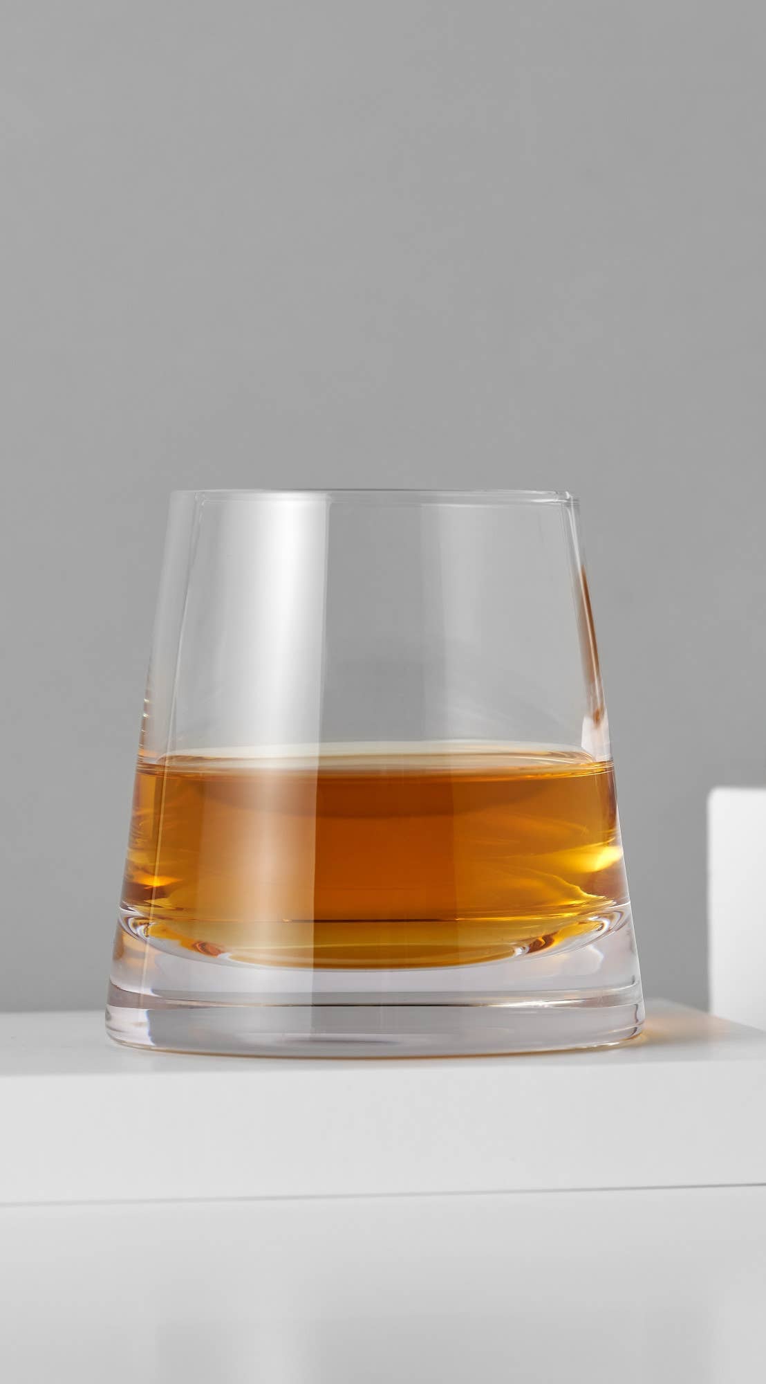 Raye™ Burke Crystal Whiskey Glass - 1 Glass