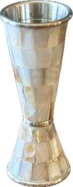 Bull in China - Mother of Pearl Collection | Japanese-Style Jigger